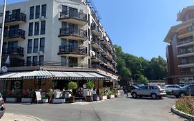 Mario Beach Apartment Nessebar